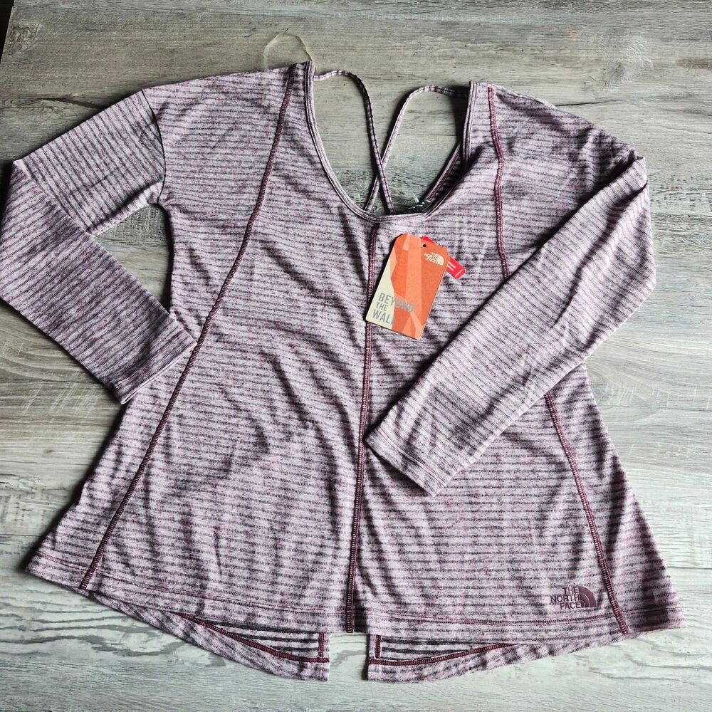 (XS) BNWT The North Face Women's Long Sleeve Top
